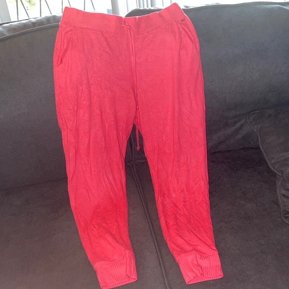 Victoria’s Secret PINK Sweatpants - Picture 2 of 3